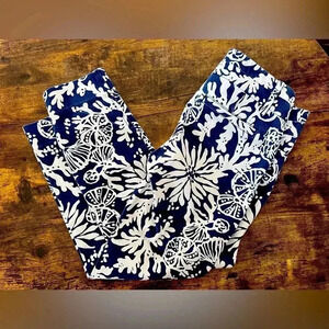 Lilly Pulitzer | Ladies skinny crop pants. Size: 0.